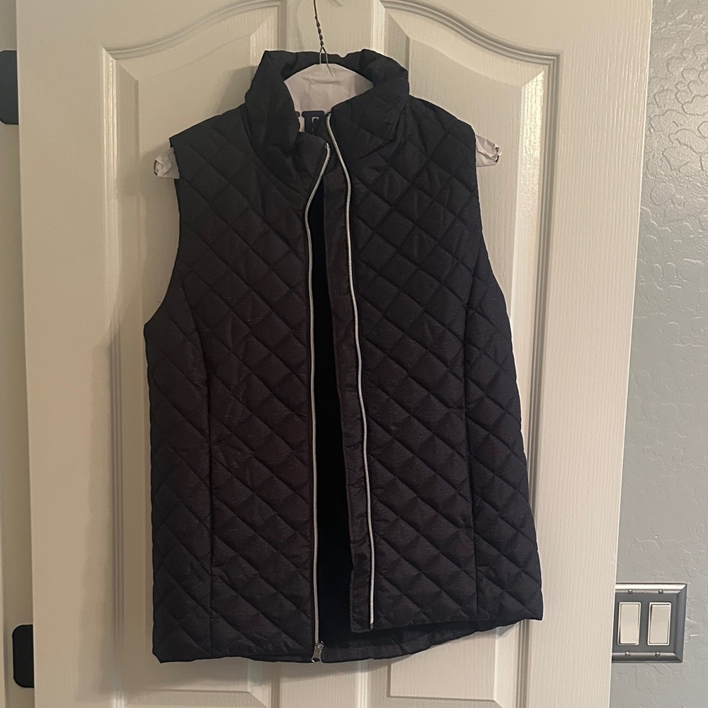 Banana Republic Women’s Quilted Dark Navy Vest XS